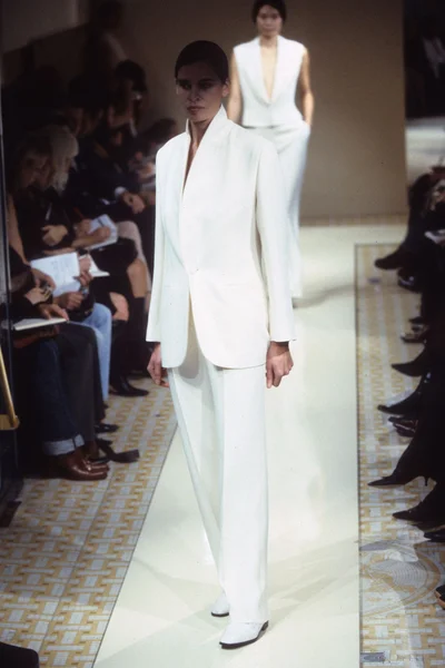 Look 4